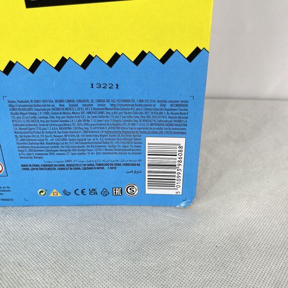 Marvel Legends Retro Series Loki 6" Scale Action Figure Hasbro - Picture 4 of 8